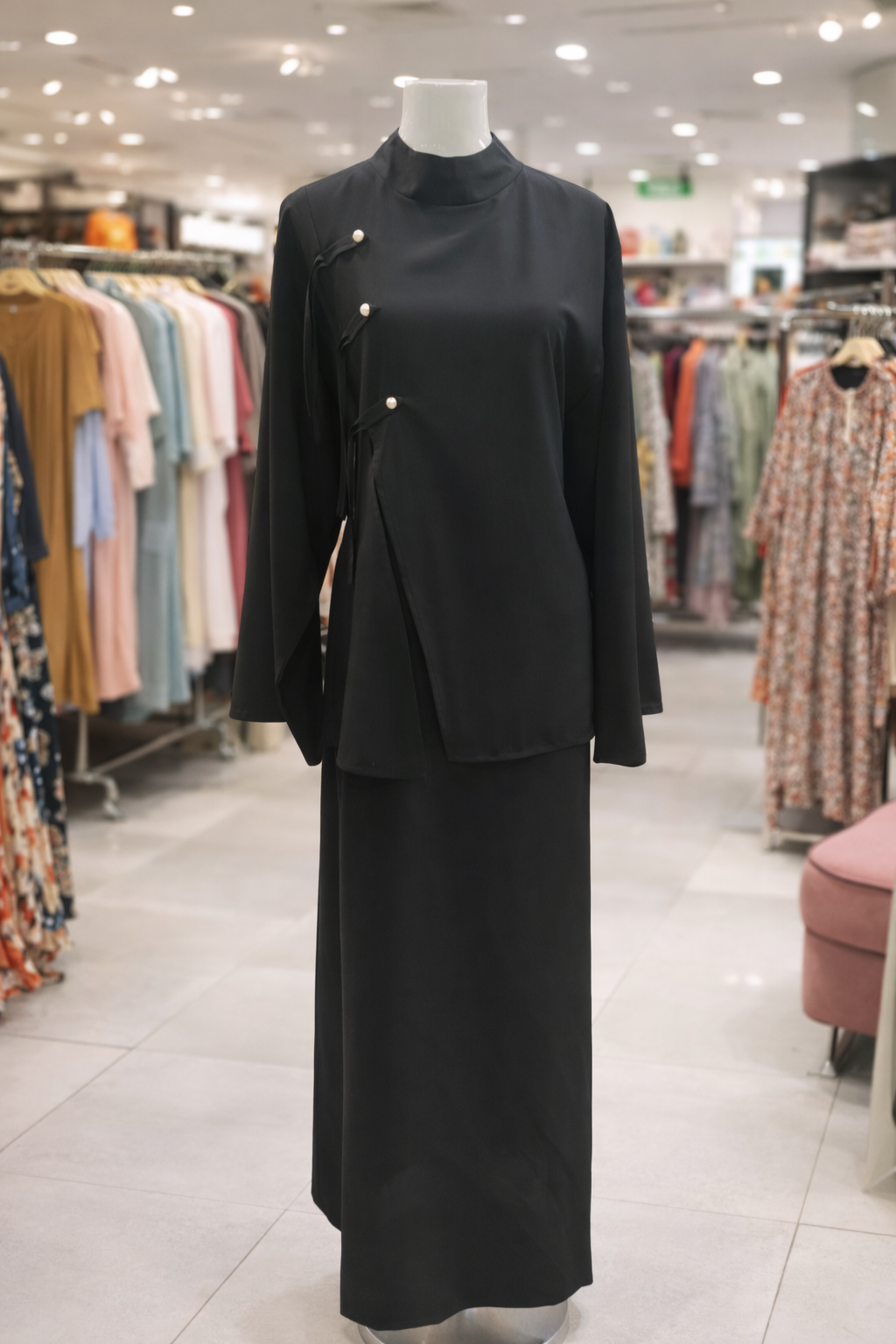 ROBE