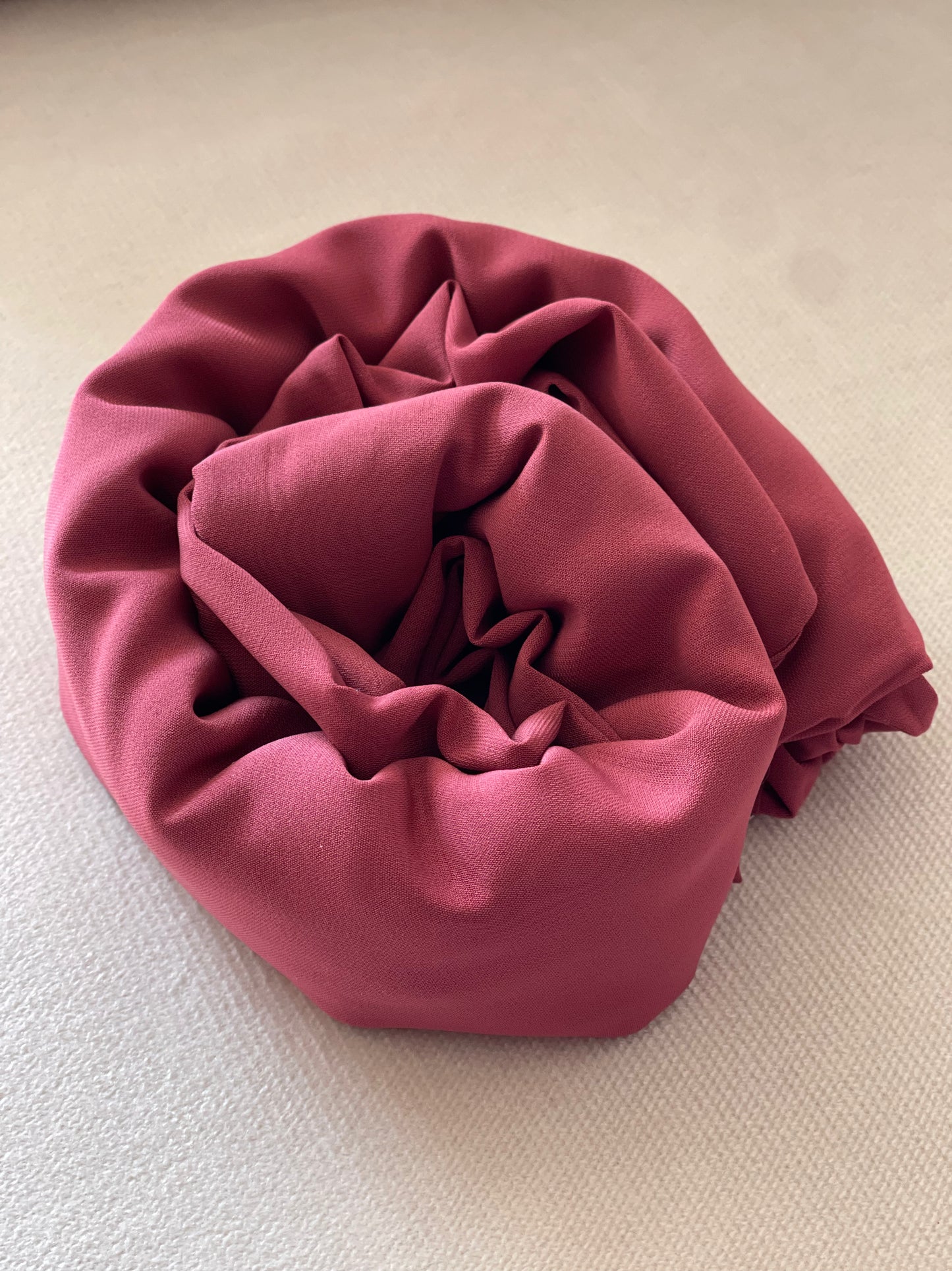 HIJAB- SOIE DE MEDINE- CERISE